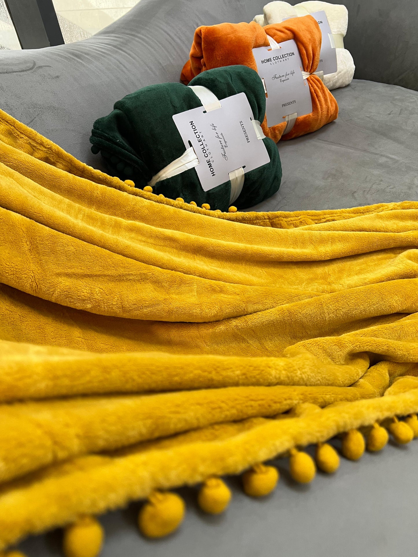 Throw Blanket with tassels