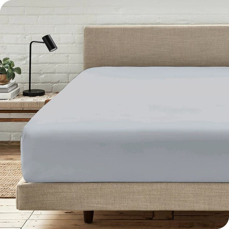 Flat Microfiber Bed Sheet – Soft, Snug & Easy Care